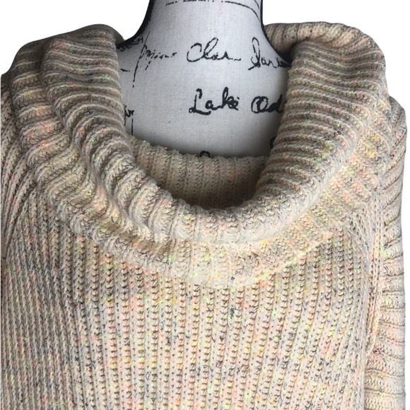 Free People Leo Tunic Sassy Peach Oversized Sweater - Picture 3 of 5